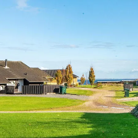 6 Person In Sj Lund By Traum Sjolund